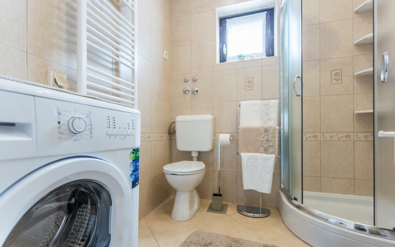 מאלינסקה Apartment Smilja מראה חיצוני תמונה